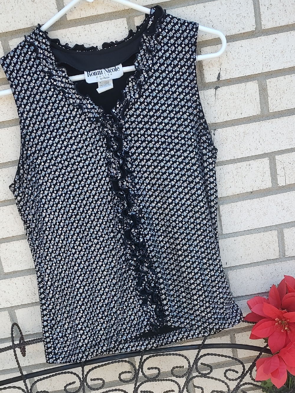 Black/Silver Top